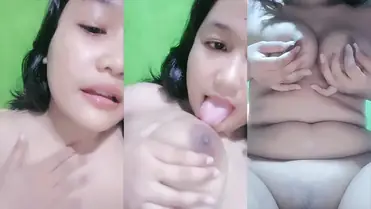 Dedek Rara Live Omek Jilat Uting Dada Montok Sange poster